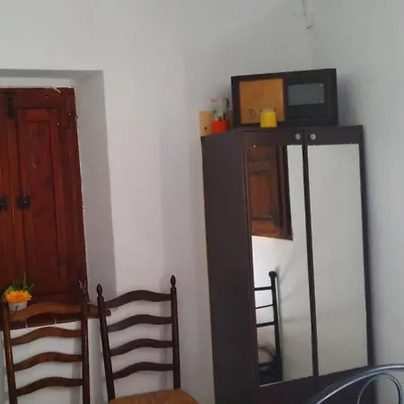 Los Amigos De Claude & Joanna Ontinyent Room photo