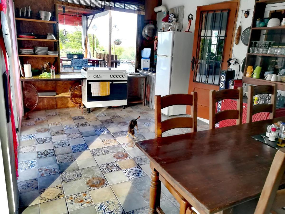 Amigos De Claude & Joanna Homestay Ontinyent
